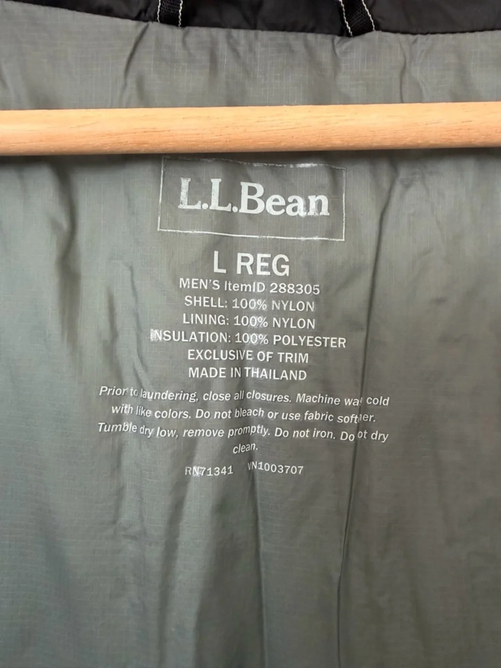 LL Bean Men’s Primaloft Packaway Vest Size Large L Black Quilted Lightweight